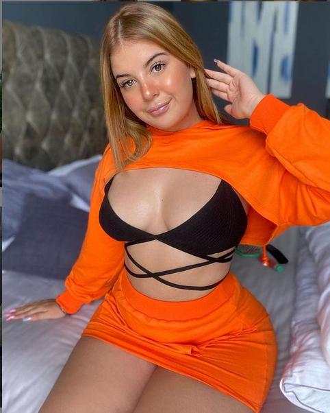 Taşşak Yalayan At Gibi Başakşehir Escort